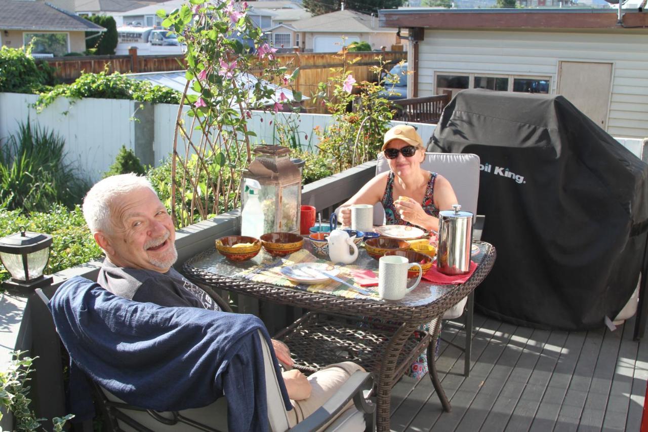 Sunshine And Wine Loft Hotell Penticton Exteriör bild